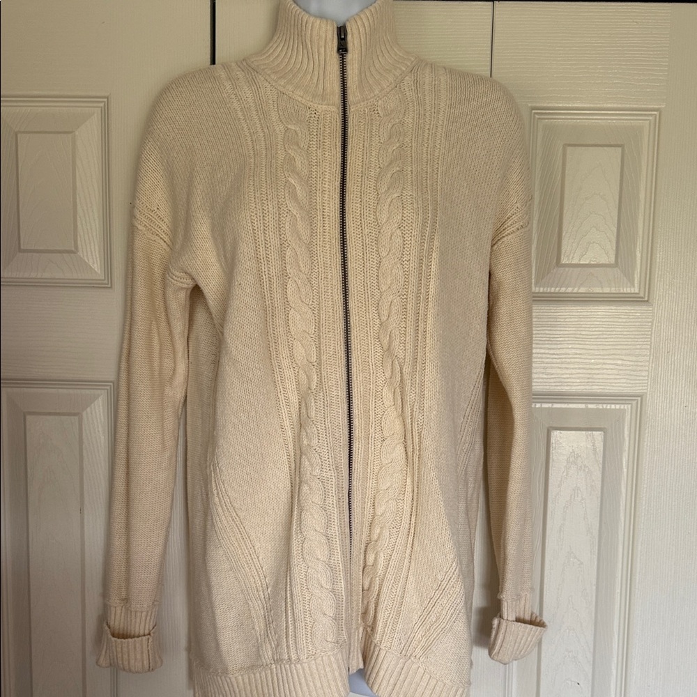 Eddie Bauer Cream Cable Knit Cardigan